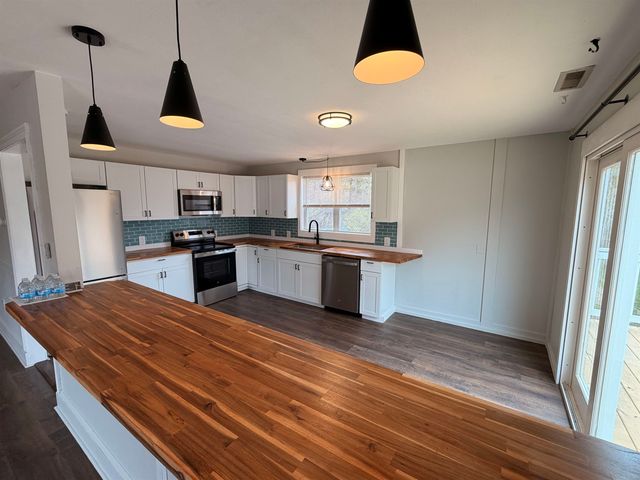 26 Ocean Road, Greenland, NH 03840