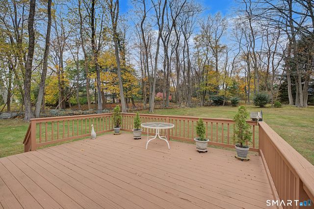 7 Douglas Drive, Norwalk, CT 06850