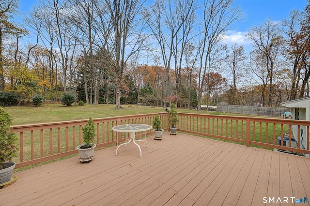 7 Douglas Drive, Norwalk, CT 06850