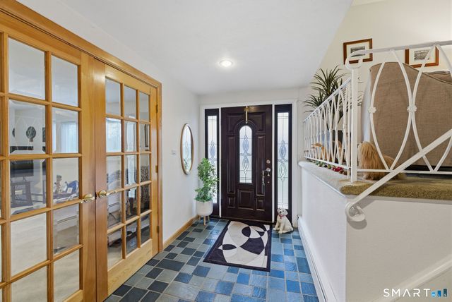 7 Douglas Drive, Norwalk, CT 06850