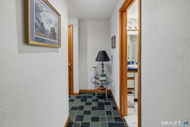 7 Douglas Drive, Norwalk, CT 06850