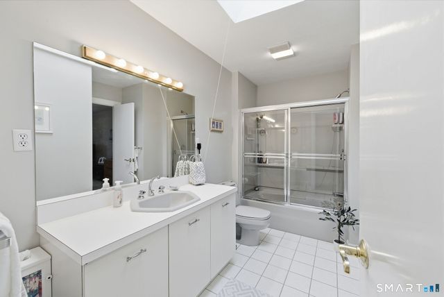 7 Douglas Drive, Norwalk, CT 06850