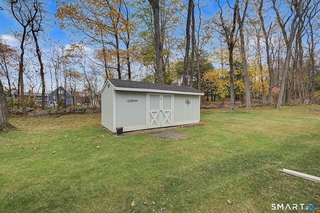 7 Douglas Drive, Norwalk, CT 06850