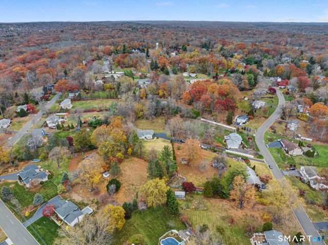 7 Douglas Drive, Norwalk, CT 06850