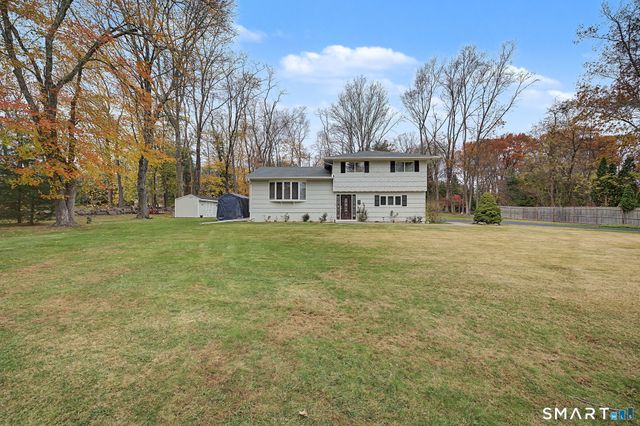 7 Douglas Drive, Norwalk, CT 06850