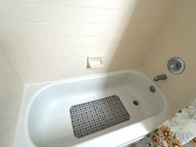 7 Amherst Court Apt A, Royal Palm Beach, FL 33411