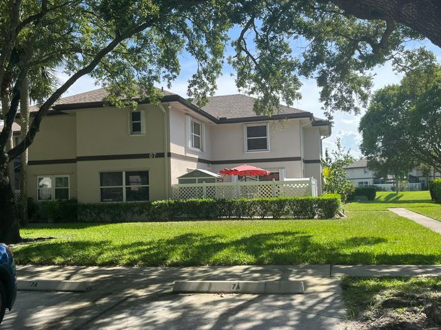 7 Amherst Court Apt A, Royal Palm Beach, FL 33411