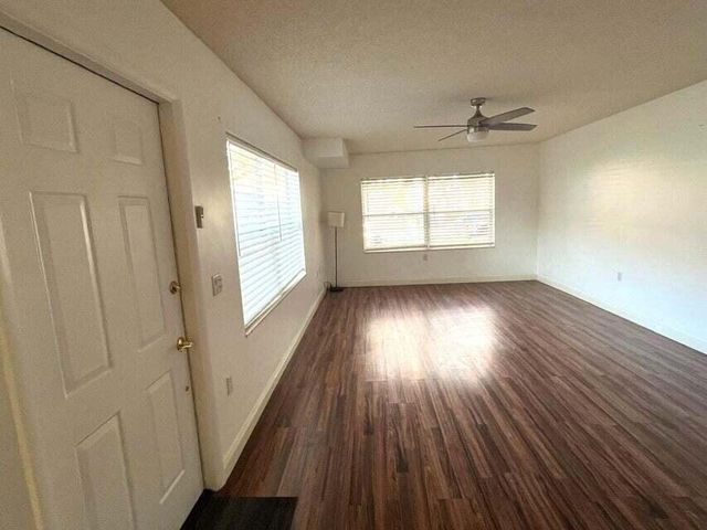 7 Amherst Court Apt A, Royal Palm Beach, FL 33411