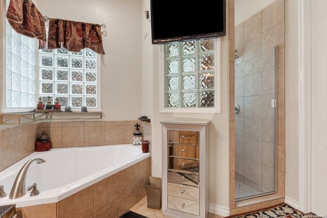18907 Calle Cierra, San Antonio, TX 78258
