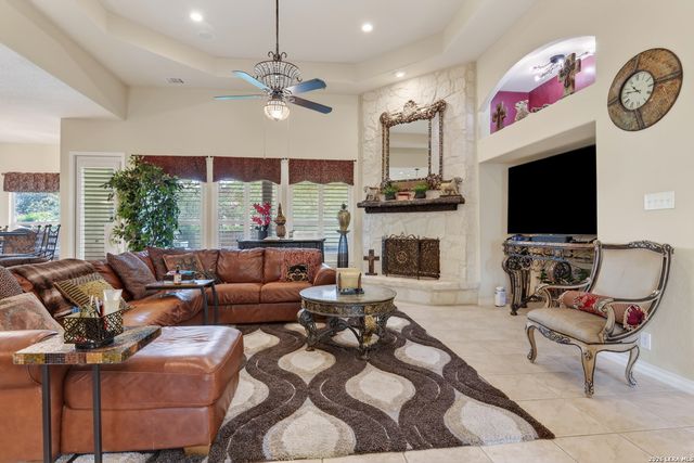18907 Calle Cierra, San Antonio, TX 78258