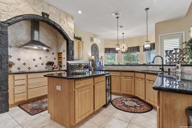 18907 Calle Cierra, San Antonio, TX 78258
