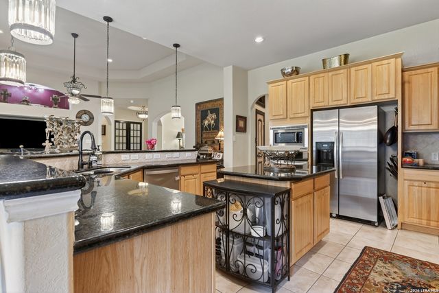 18907 Calle Cierra, San Antonio, TX 78258