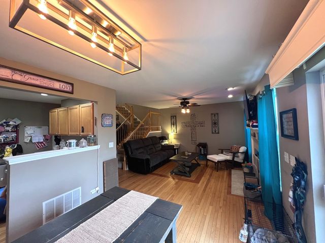 419 Windham Cove Drive 419, Crystal Lake, IL 60014