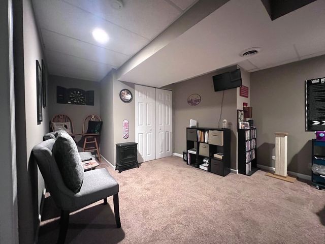 419 Windham Cove Drive 419, Crystal Lake, IL 60014