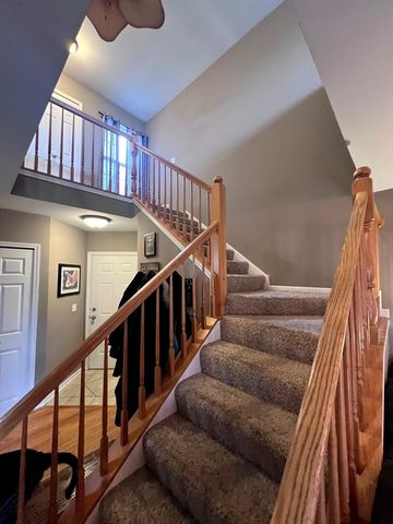 419 Windham Cove Drive 419, Crystal Lake, IL 60014