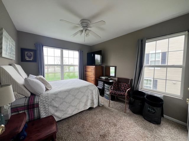 419 Windham Cove Drive 419, Crystal Lake, IL 60014