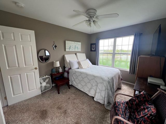 419 Windham Cove Drive 419, Crystal Lake, IL 60014