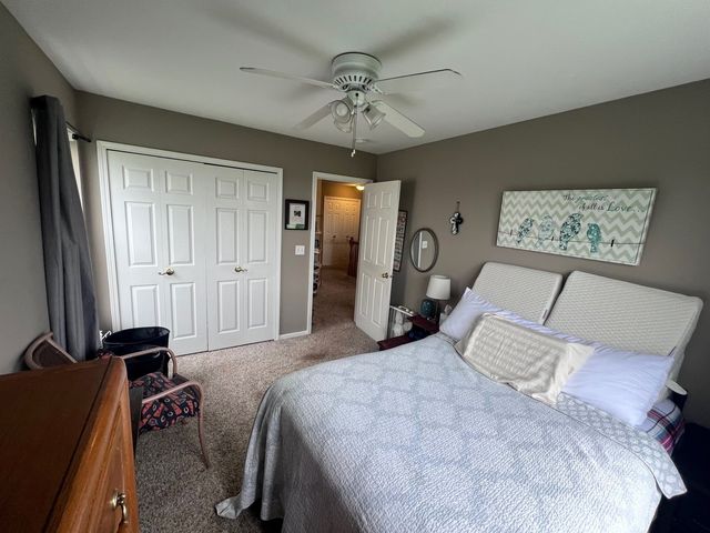 419 Windham Cove Drive 419, Crystal Lake, IL 60014
