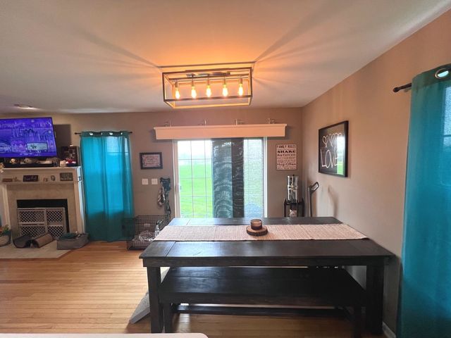 419 Windham Cove Drive 419, Crystal Lake, IL 60014