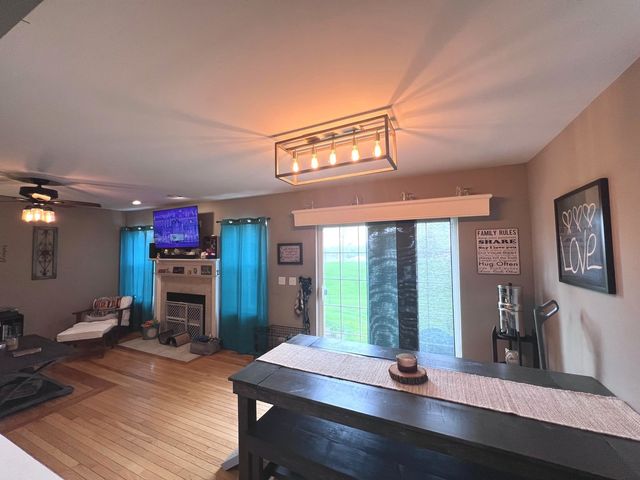 419 Windham Cove Drive 419, Crystal Lake, IL 60014