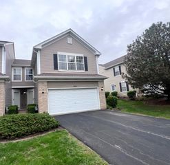 419 Windham Cove Drive 419, Crystal Lake, IL 60014
