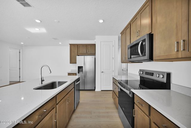 1769 MICKEY Way, Middleburg, FL 32068