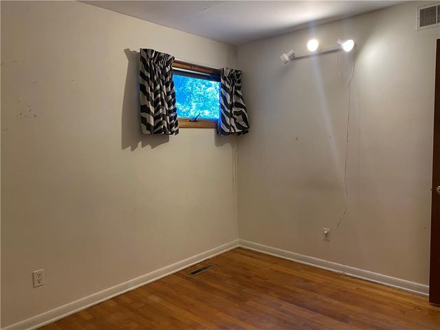 5443 South mountain, Upper Milford Twp, PA 18049