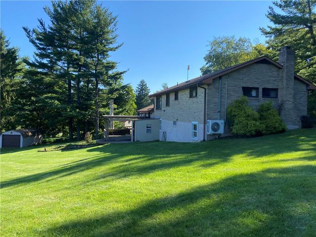 5443 South mountain, Upper Milford Twp, PA 18049