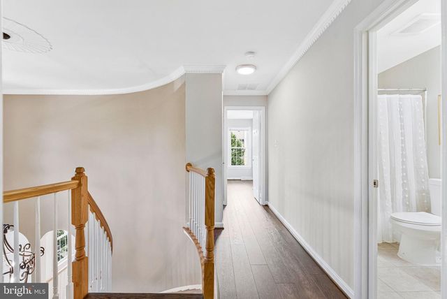 2000 GALLOWS TREE LN, Vienna, VA 22182