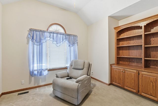 1725 FAIROAKS, Council Bluffs, IA 51503