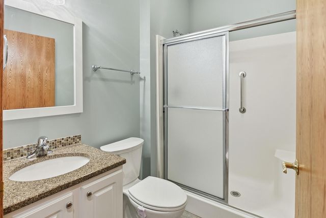 1725 FAIROAKS, Council Bluffs, IA 51503