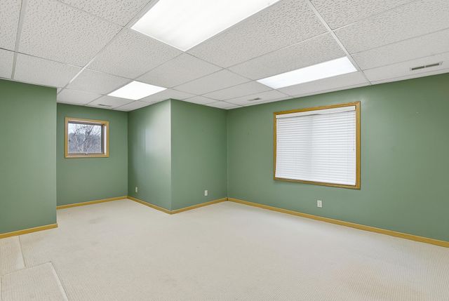 1725 FAIROAKS, Council Bluffs, IA 51503