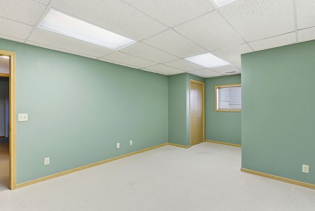 1725 FAIROAKS, Council Bluffs, IA 51503