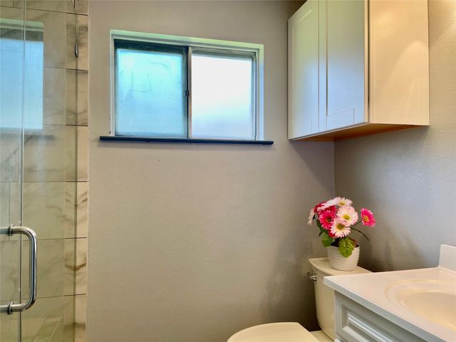 2507 Lynn Drive, Pearland, TX 77581