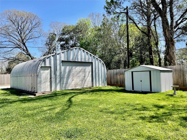 2507 Lynn Drive, Pearland, TX 77581