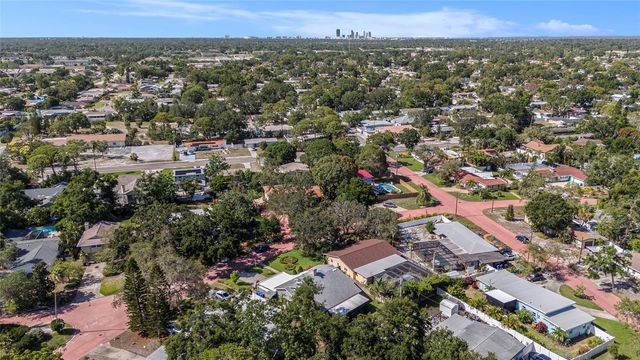 2134 SERPENTINE CIRCLE S, St Petersburg, FL 33712