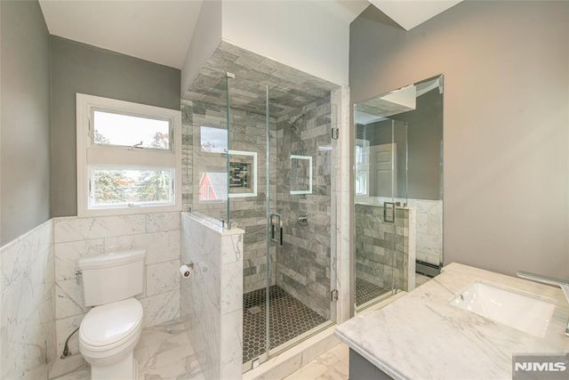 75 Grove Street, Clifton, NJ 07013