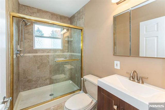 75 Grove Street, Clifton, NJ 07013