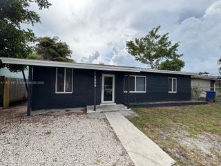 1608 NW 7th Ave, Fort Lauderdale, FL 33311