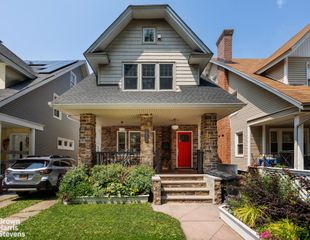 652 MARLBOROUGH Road, New York City, NY 11230