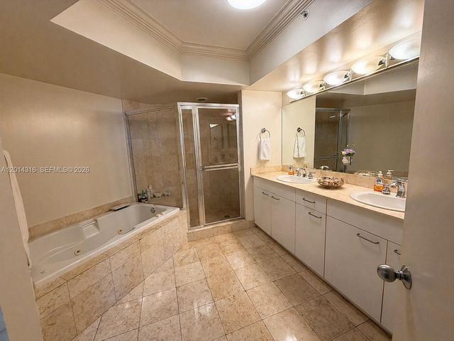21055 Yacht Club Dr 2403, Aventura, FL 33180