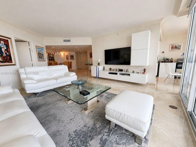 21055 Yacht Club Dr 2403, Aventura, FL 33180