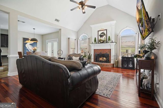 2012 Haydenbrook Drive NW, Acworth, GA 30101