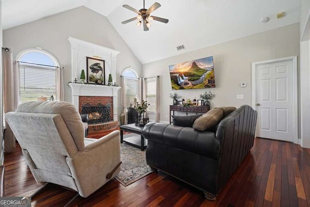 2012 Haydenbrook Drive NW, Acworth, GA 30101