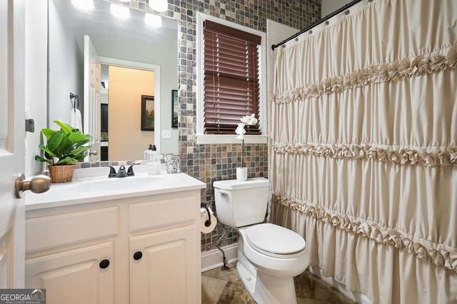 2012 Haydenbrook Drive NW, Acworth, GA 30101