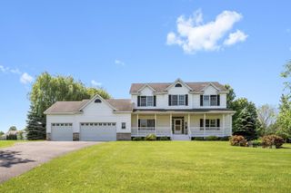 2728 174th Avenue NE, Ham Lake, MN 55304