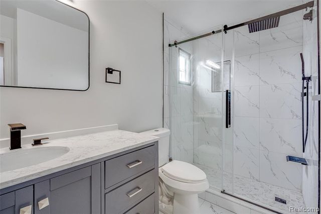 43470 Algonquin Drive, Novi, MI 48375