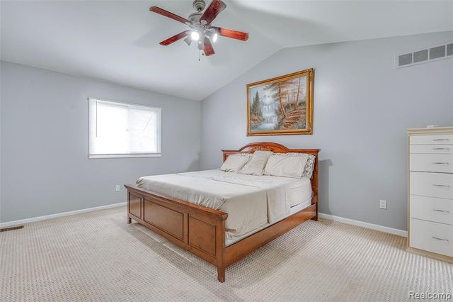 43470 Algonquin Drive, Novi, MI 48375