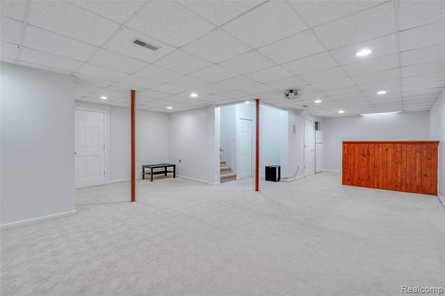 43470 Algonquin Drive, Novi, MI 48375