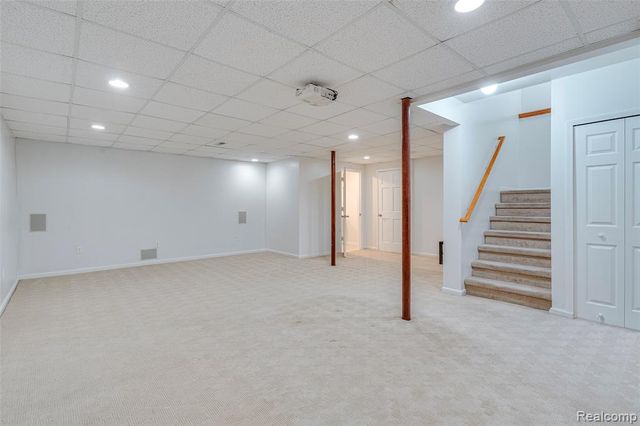 43470 Algonquin Drive, Novi, MI 48375
